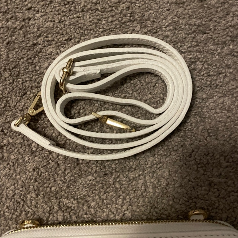 V Italia Made in Italy(Versace) 19.69 Leather Wallet Shoulder Bag, White - Picture 8 of 10